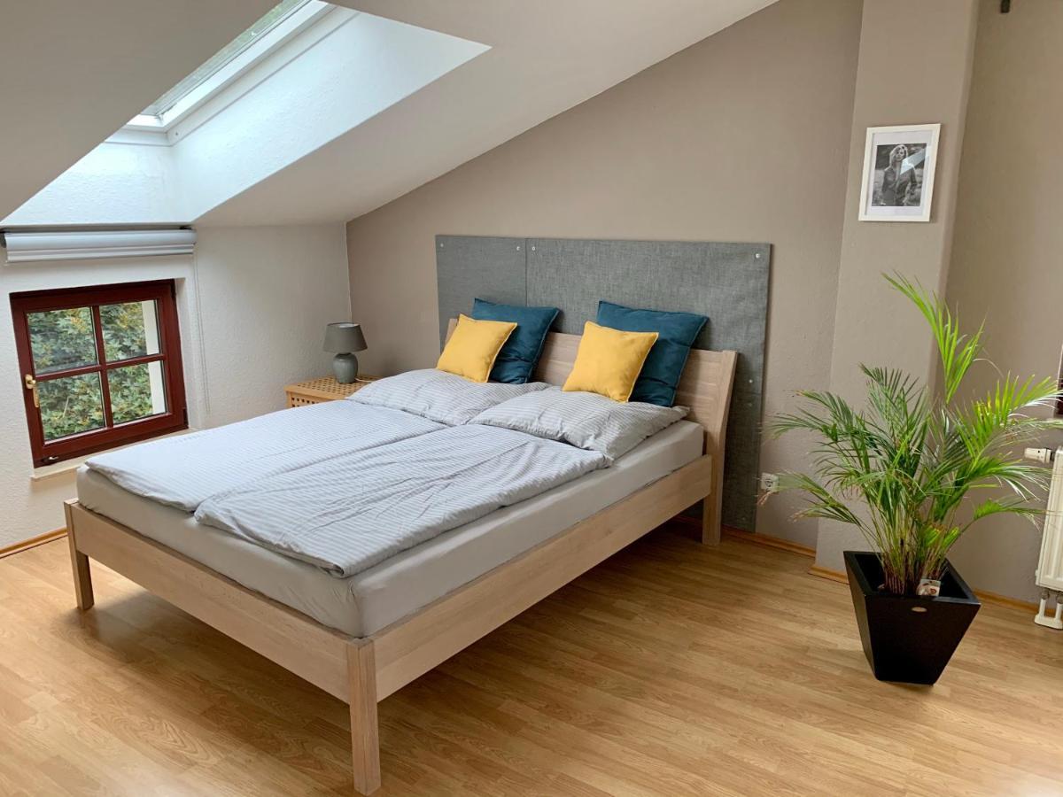 Charmante Dachgeschoss Wohnung 라이프치히 외부 사진
