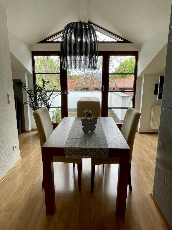 Charmante Dachgeschoss Wohnung 라이프치히 외부 사진